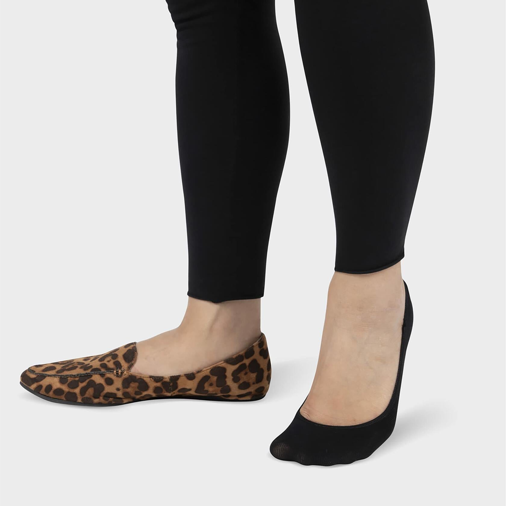 Peds Women's Lightweight Low Cut No Show Socks, Multipairs, Black (6-Pairs), Shoe Size: 5-10, 12 count
